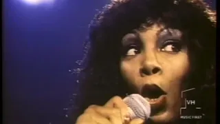 Donna Summer - VH1 8-Track Flashback Full Episode Hosted by Suzanne Somers (1995)