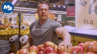 Grocery Shopping With Fitness Pros | Chris Tuttle's Grocery Go-To's