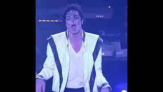 Michael Jackson - Thriller (Live at HIStory Tour In Munich, 1997