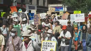 Thousands march in New York to end fossil fuels ahead of UN General Assembly | AFP