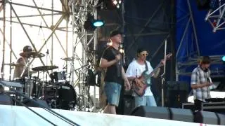 Бумбокс -- Сандали, Live (Рок'n'Січ, Киев, Труханов остров 9.06.13)