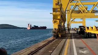 Crisi Mar Rosso, le conseguenze sul trasporto marittimo per il porto di Trieste