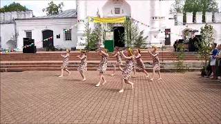 Троица, танцевальный коллектив "Звездочки"
