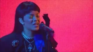 Rihanna Hits ANOTHER Bad Note while performing Needed Me at the 2016 VMAs
