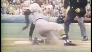 MLB - 1971 - Baseballs Greatest Hits - Roberto Clemente In A World Series To Remember