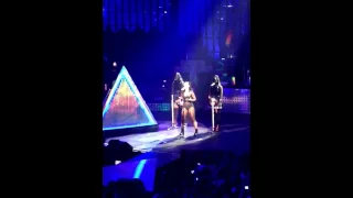 Katy Perry - By the Grace of God. Exclusive live at iTunes festival Camden roundhouse. Greg Wells