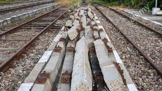 change the sleepers on railway tracks #civil engineering #