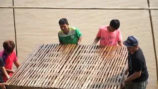 Mekong River floods downstream businesses after China dam releases water