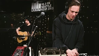 Low Roar - Full Performance (Live on KEXP)