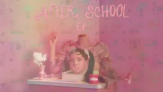 Melanie Martinez - Glued (Instrumental)