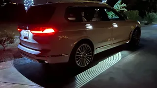 2021 BMW X7 xDrive40i startup, walkaround and full tour