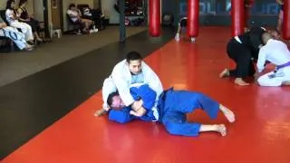 How to get a kimura from side mount