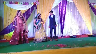 Best Mahila sangeet Bhabhi vala Awesome dance by swati on lo chali me apne dever ki barat leke