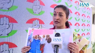 IANS से बातचीत में Alka Lamba ने Prajwal Revanna के मुद्दे पर मोदी सरकार को घेरा