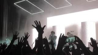 Fallingforyou - The 1975 // Columbus