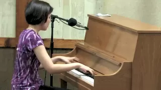 Stephanie Trick plays Handful Of Keys by Fats Waller stride piano