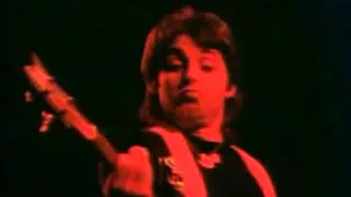 Paul McCartney and Wings - Jet Live (Official Music Video)