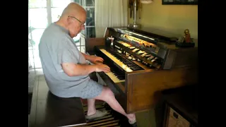 Mike Reed plays "Blue Moon" on his Hammond Organ