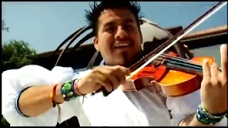 Huichol Musical - Cumbia Cusinela (Video Oficial)