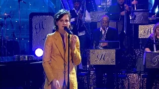 Christine & The Queens with Jools & His Rhythm & Blues Orchestra - Sign Your Name