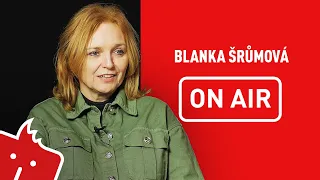 Blanka Šrůmová ON AIR: „Rozpad Tiché dohody se nedal odvrátit, zpívat v estrádách jsem nechtěla.“