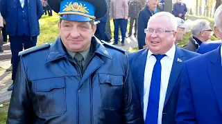 В Витебске  в парке Победителей  открыли памятник воинам-десантникам