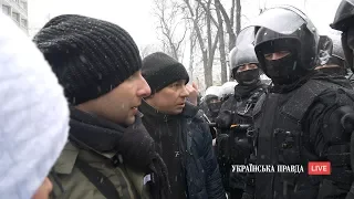 "Ти обгортка від шоколадки" - Парасюк полаявся з поліцією