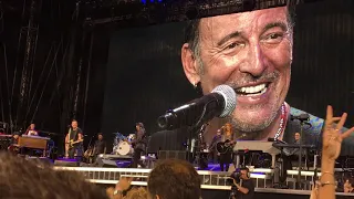 Bruce Springsteen-Jersey Girl Wedding Proposal