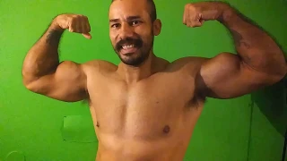 Phoenix Male Stripper Vlog - Flexing Biceps and Pecs