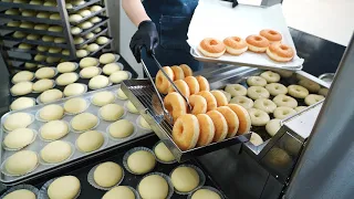 Cream Bomb 100% Handmade Donuts! 1000 Sold Out Per Day - Korean Street Food [ASMR]