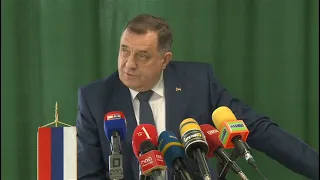 Dodik: Šmit je nelegalan, ne poznaje situaciju i može samo da kleveće