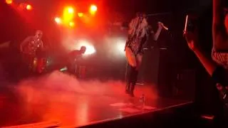 KESHA FRONTROW - DIE YOUNG - WARRIOR NIGHT in JAPAN 4TH FEB, 2013