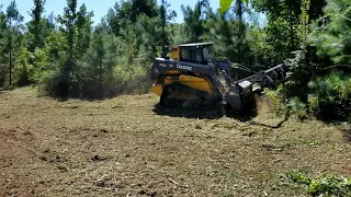 Loftness Battle Ax on Deere 333G