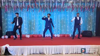 Dance at Friend's Wedding (Mere yaar ki Shadi hai + Tera yaar hu Mai)
