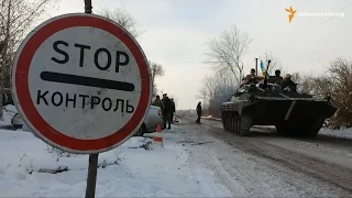 Тоненьке – перевалочний пункт, звідки бійці вирушають на Піски