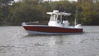 Regulator 26xo at the Charleston In-Water Boat Show