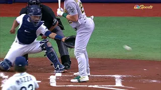 Sean Murphy hit in the butt, "cake" video goes viral