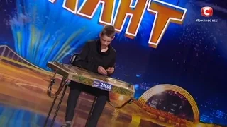 Влад Ониськив - Невероятная игра на цимбалах "Україна має талант-9".Діти-2  [01.04.2017]