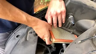 HOW TO: Jeep Cherokee Engine Air Filter Replacement / Installation (2014-2018 KL)