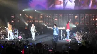 Stand by me - SHINee SM TOWN Live in Paris