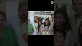 Rajesh Khanna with his family❤️ and daughter Twinkle Khanna 😍✨ #rajeshkhanna #family #shorts