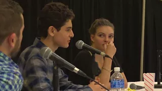 David Mazouz and Camren Bicondova | Rhode Island Comic Con | Gotham | 11 November 2017