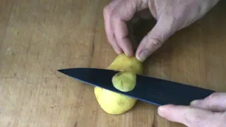 Titanium Knife Test - YouTube