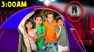 ACAMPAMOS UNA NOCHE EN EL CINE TODO EL TEAM 😰😣 *No van a creerlo* | Karla Bustillos