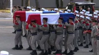 Hommage aux deux soldats français tués en Afghanistan