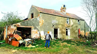 Exploring Abandoned Bush Farm & Machinery - Lincolnshire - Abandoned Places | Abandoned Places UK