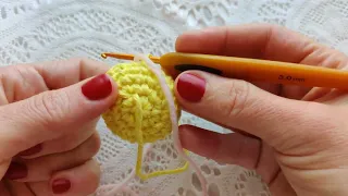 What to do when you lose count or your stitch marker while crocheting ǁ Amigurumi for beginners.