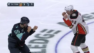 NHL Fight - Ducks @ Kraken - Manson vs Lauzon - 11/11/2021