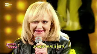 Rita Pavone -  Datemi un martelo ( Live ) 2020