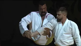 Steven Seagal Aikido Demonstration With Tango Music